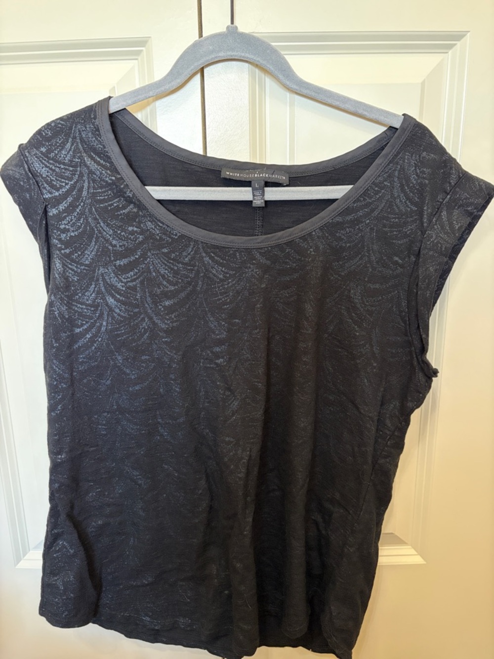 White House Black Market Charcoal Scoop Neck Cap Sleeve Tee